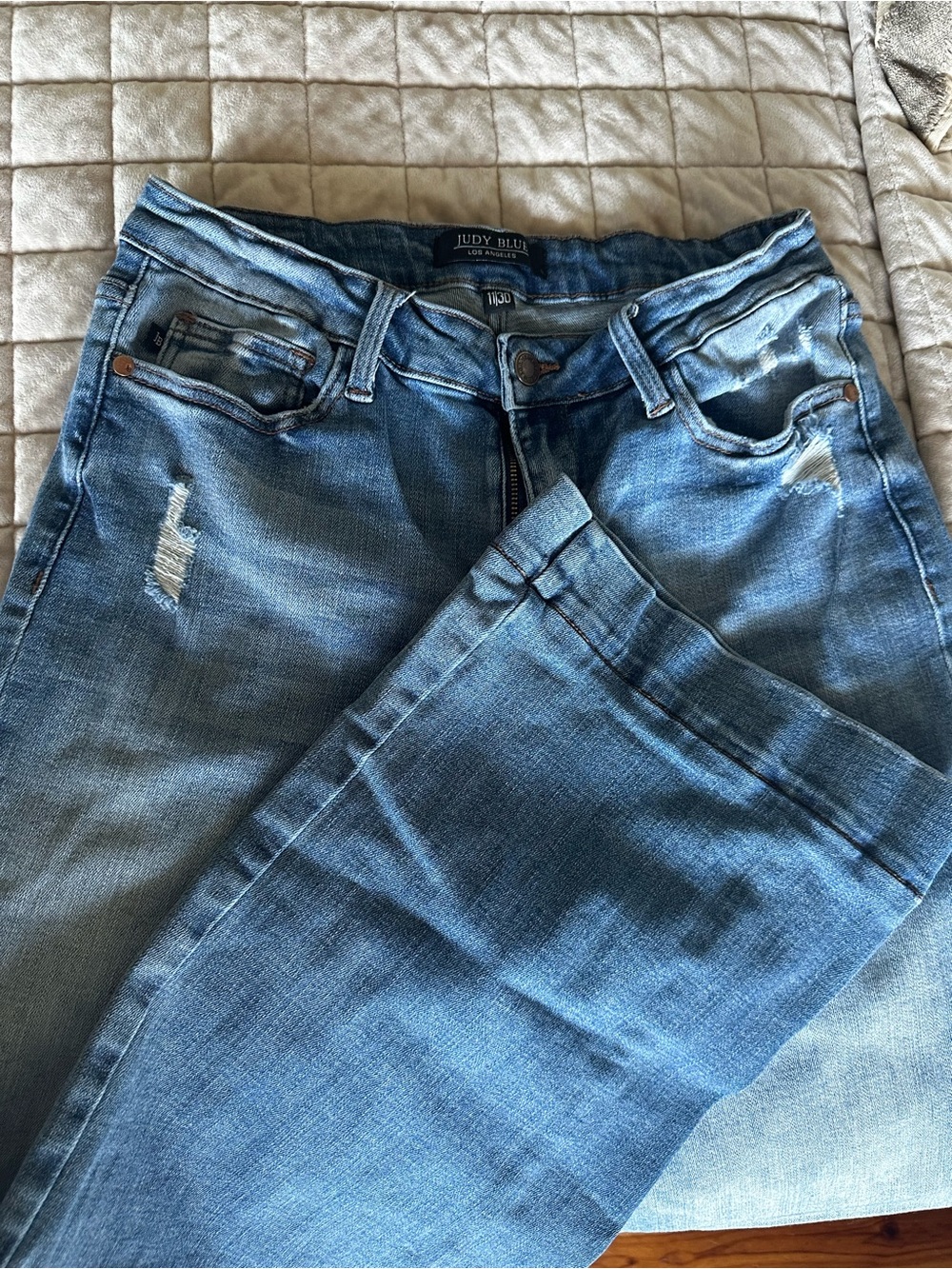 Judy Blue Women’s Light Blue Distressed Jeans - wide leg